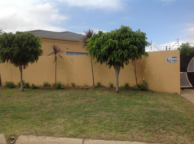 3 Bedroom Property for Sale in Southridge Park Eastern Cape